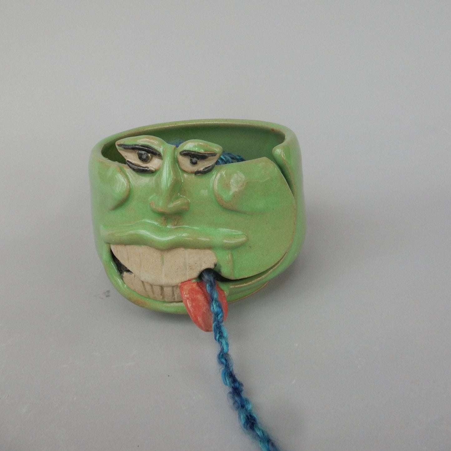 Raspberry Hook Yarn Bowl