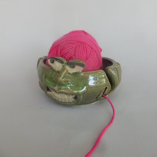 Girl with a Curl Hook Yarn Bowl